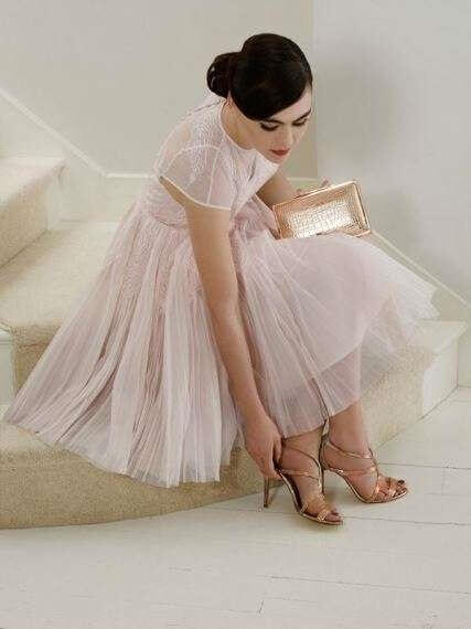 Νυφικά για πολιτικό γάμο