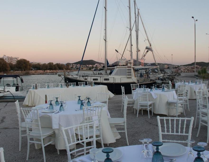 ΙστιοπλοΙκός Βούλας - Aitna Catering- Δεξίωση Γάμου