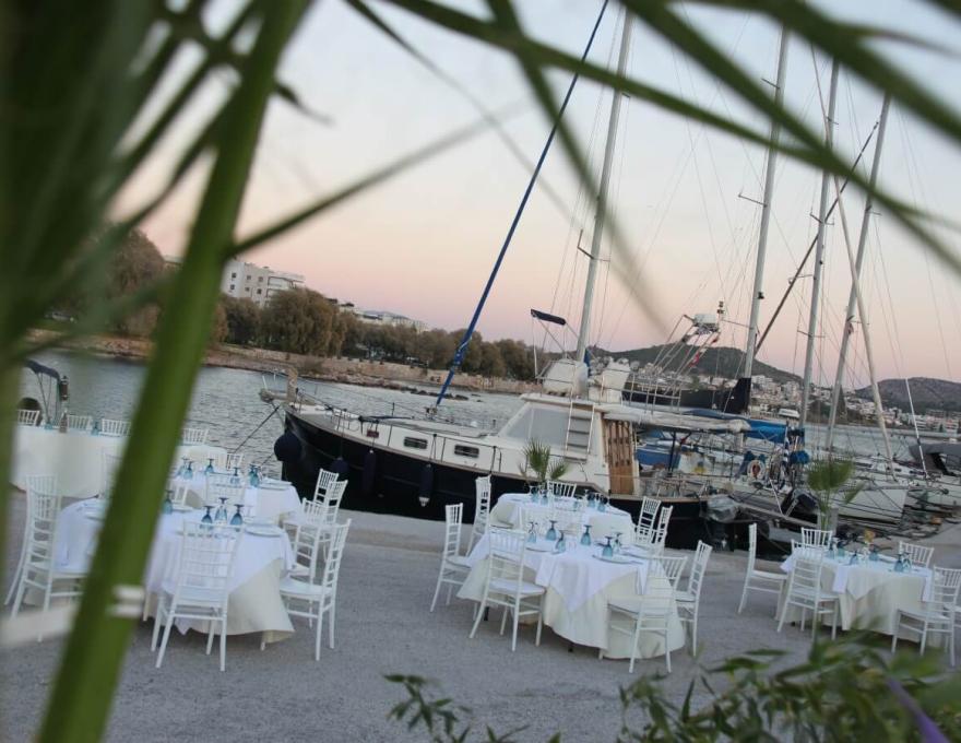 ΙστιοπλοΙκός Βούλας - Aitna Catering- Δεξίωση Γάμου