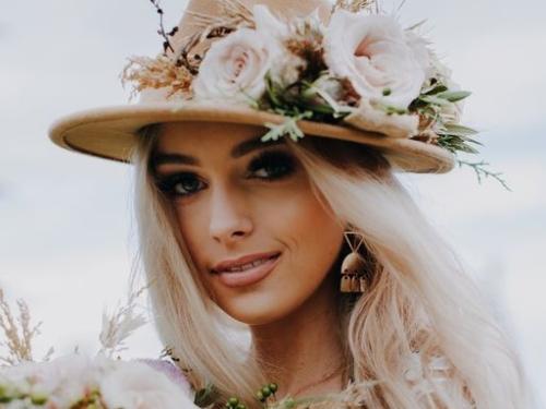 Νυφικά καπέλα, τί πρωτότυπα αξεσουάρ! 