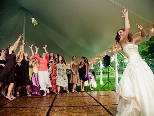 πέταγμα ανθοδέσμης